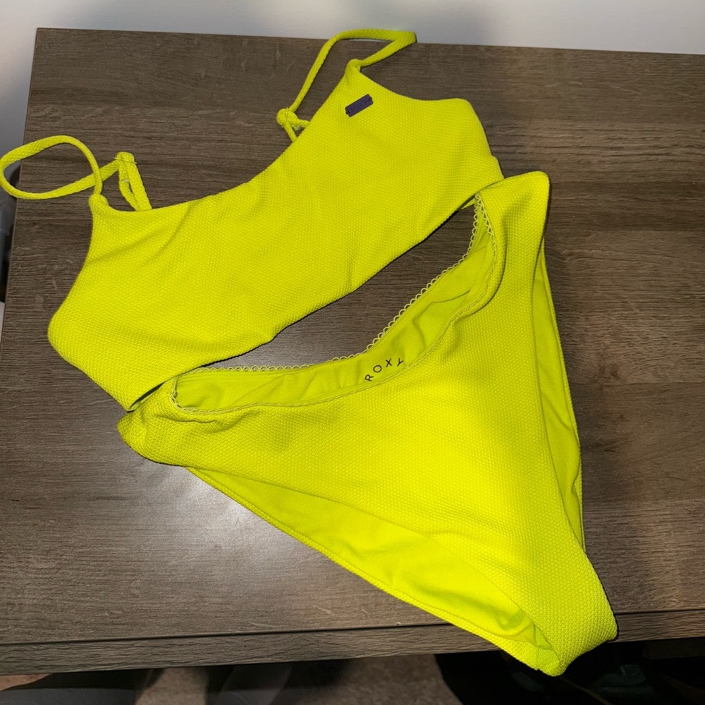 Bathing suit